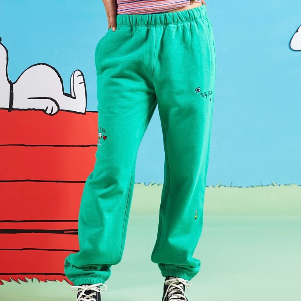 Teddy Fresh x Peanuts Women’s Green Sweatpants Size Medium